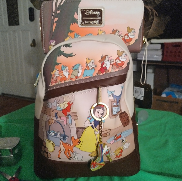 Marvel brand new miniature backpacks comes with wallet and keychain - Picture 9 of 15